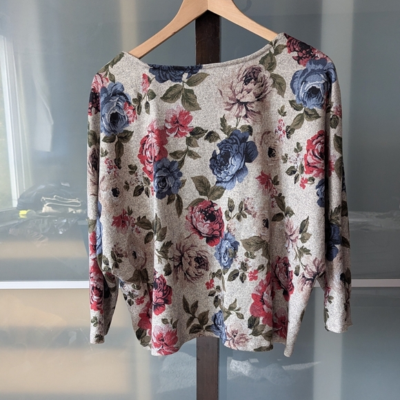 Pre-loved lightweight Jules & Leopold Floral Sweater - size XL - Picture 5 of 9